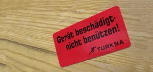 Sticker mit Gerät beschädigt Aufschrift